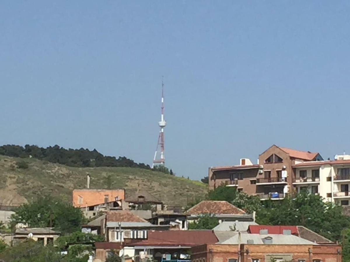 Sunny Apartment Ortachala Tbilisi Exterior foto